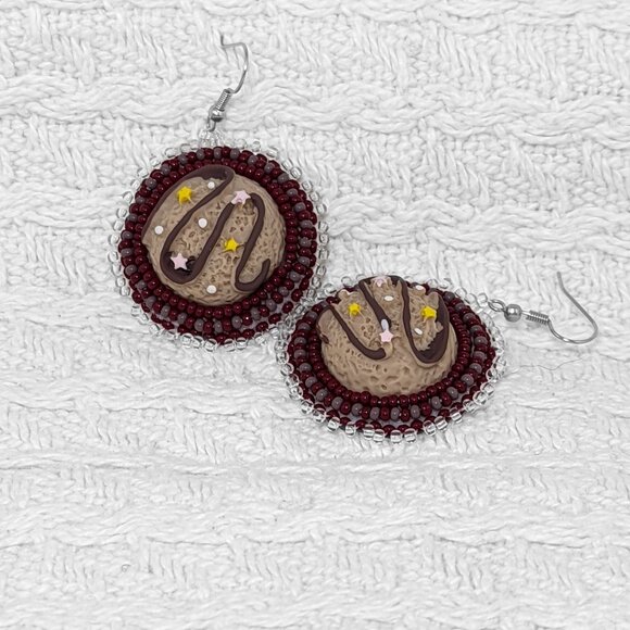 Chocolate Scoop Foodie Earrings - Picture 1 of 3
